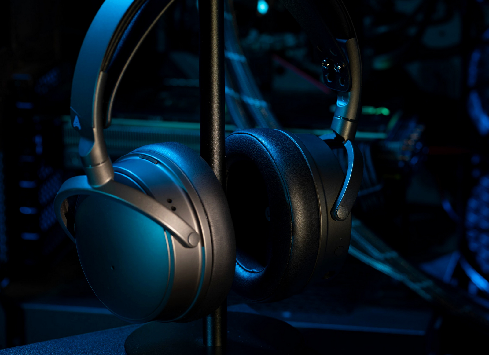 The best gaming headsets for 2024 - SoundGuys